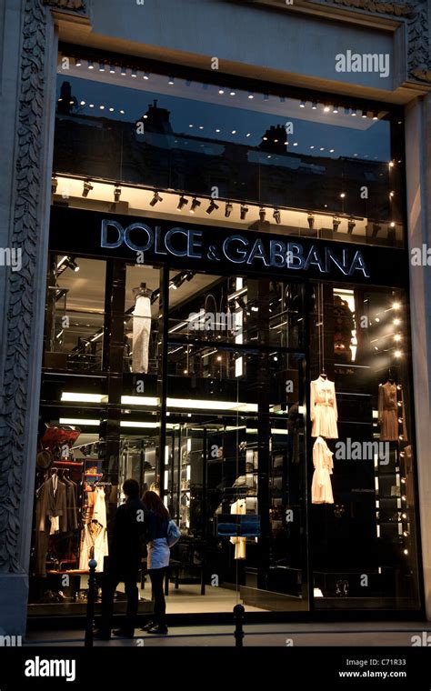 dolce gabbana 54 avenue montaigne|dolce and gabbana paris.